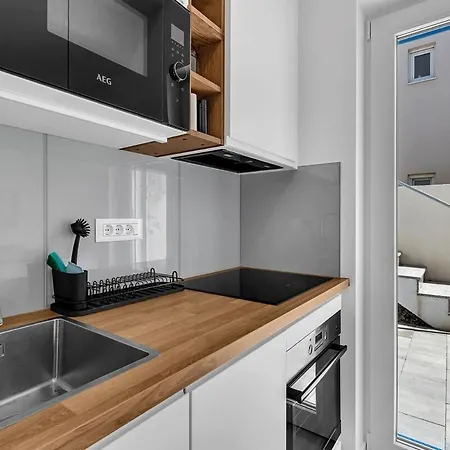 Bamboo House App 2 - Exklusiv Apartman *